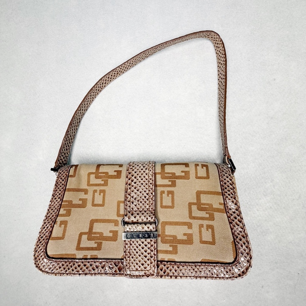 GUESS Y2K Shoulder Bag Purse Brown Tan Vintage 90s Iconic Retro Throwback